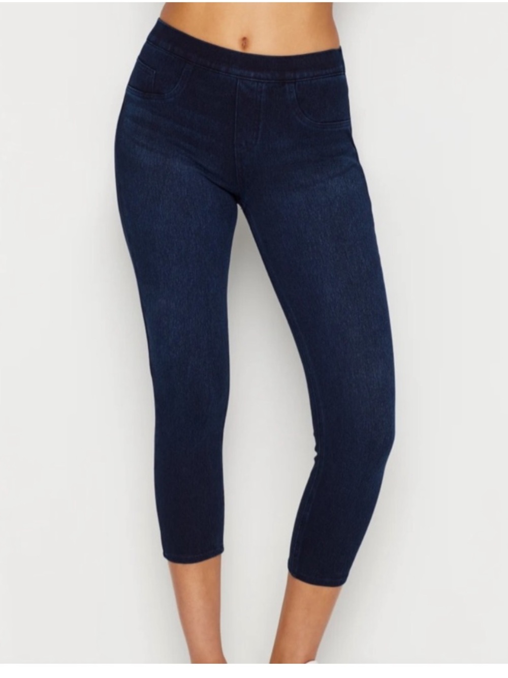 SPANX control jeanish cropped leggings jeggings jeans
Style #20114R Size Medium